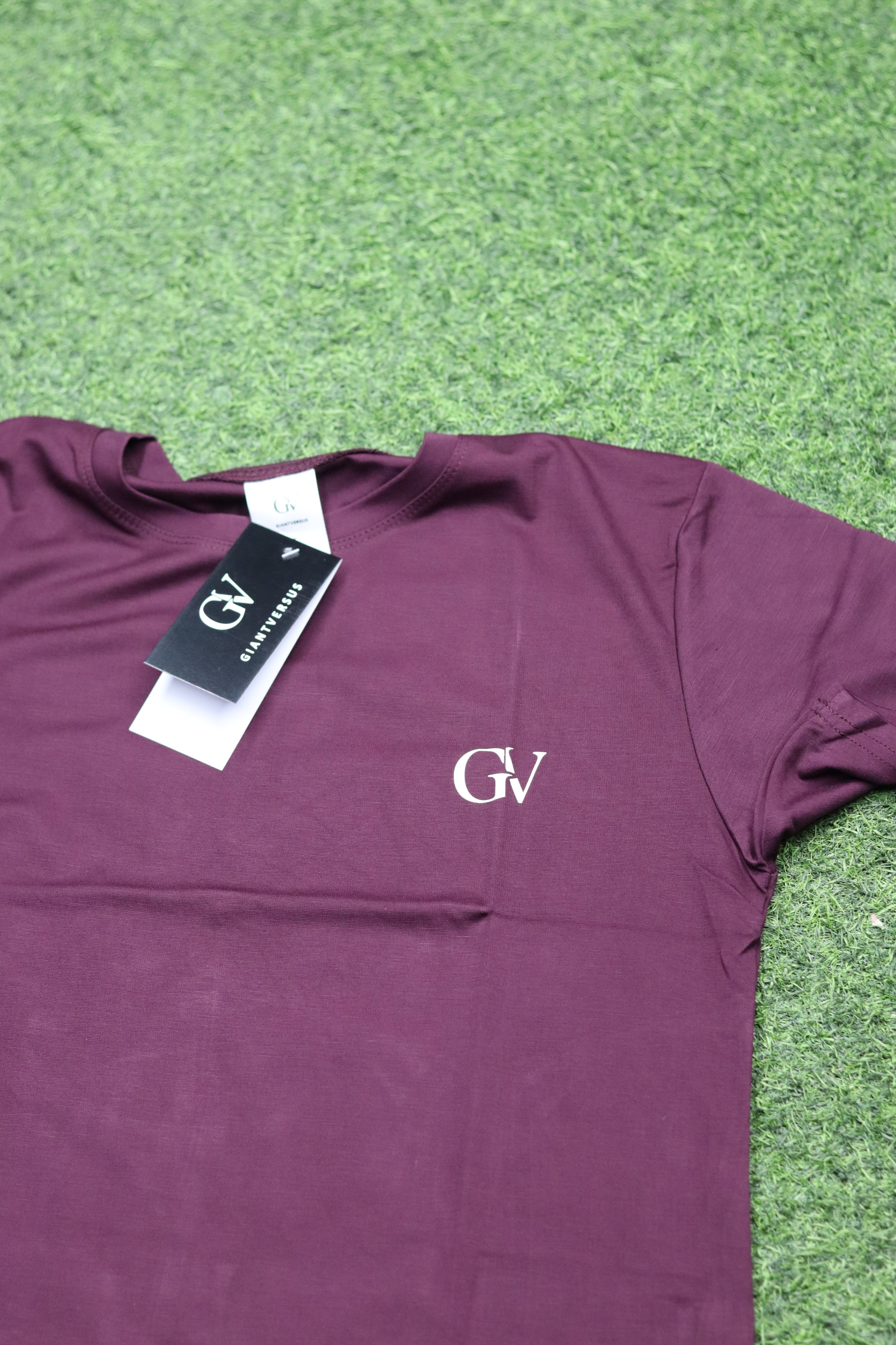 REGULAR FIT PLAIN T-SHIRT WITH LOGO